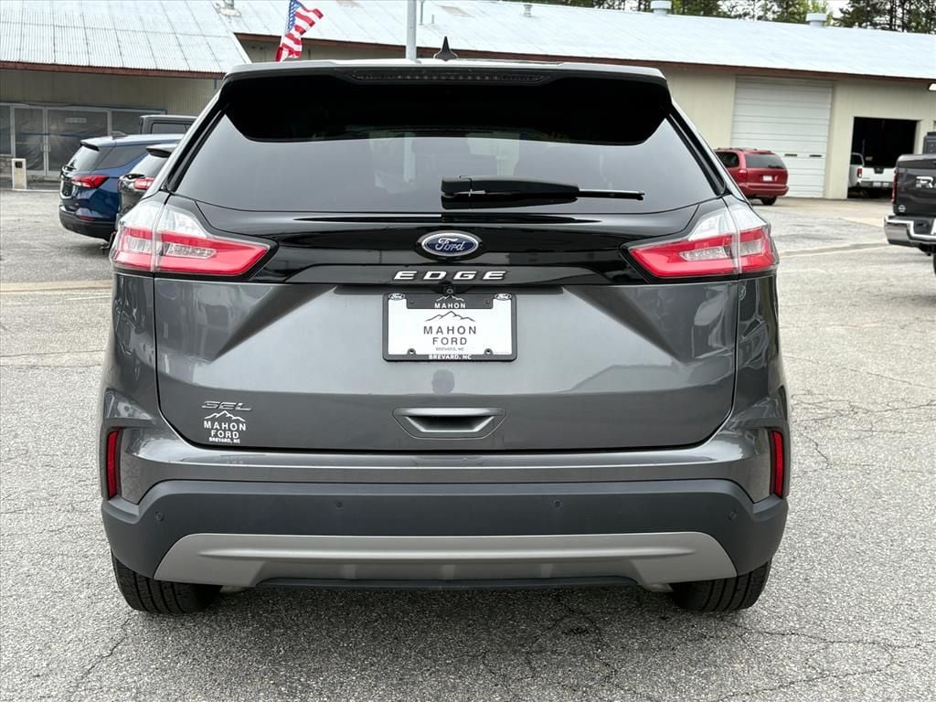 Used 2021 Ford Edge SEL SUV