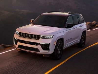 2026 Jeep Grand Cherokee Performance Feature