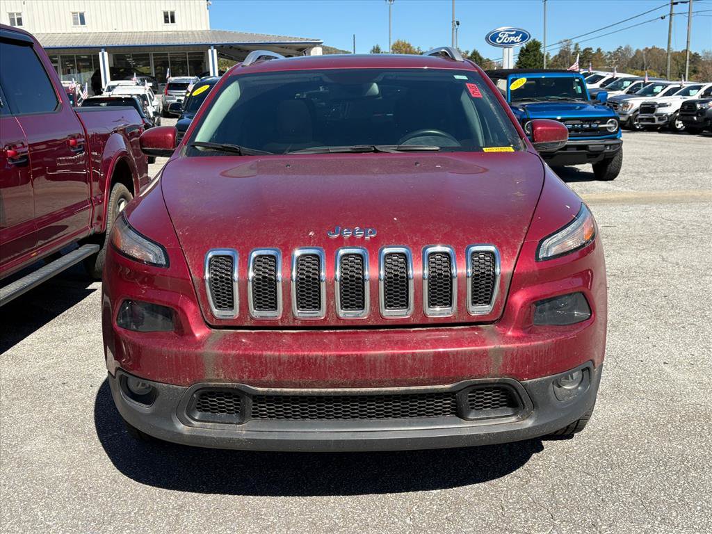 Used 2017 Jeep Cherokee Latitude with VIN 1C4PJMCS7HW666331 for sale in Brevard, NC