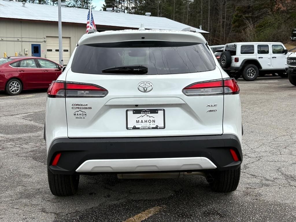 Used 2023 Toyota Corolla Cross XLE SUV