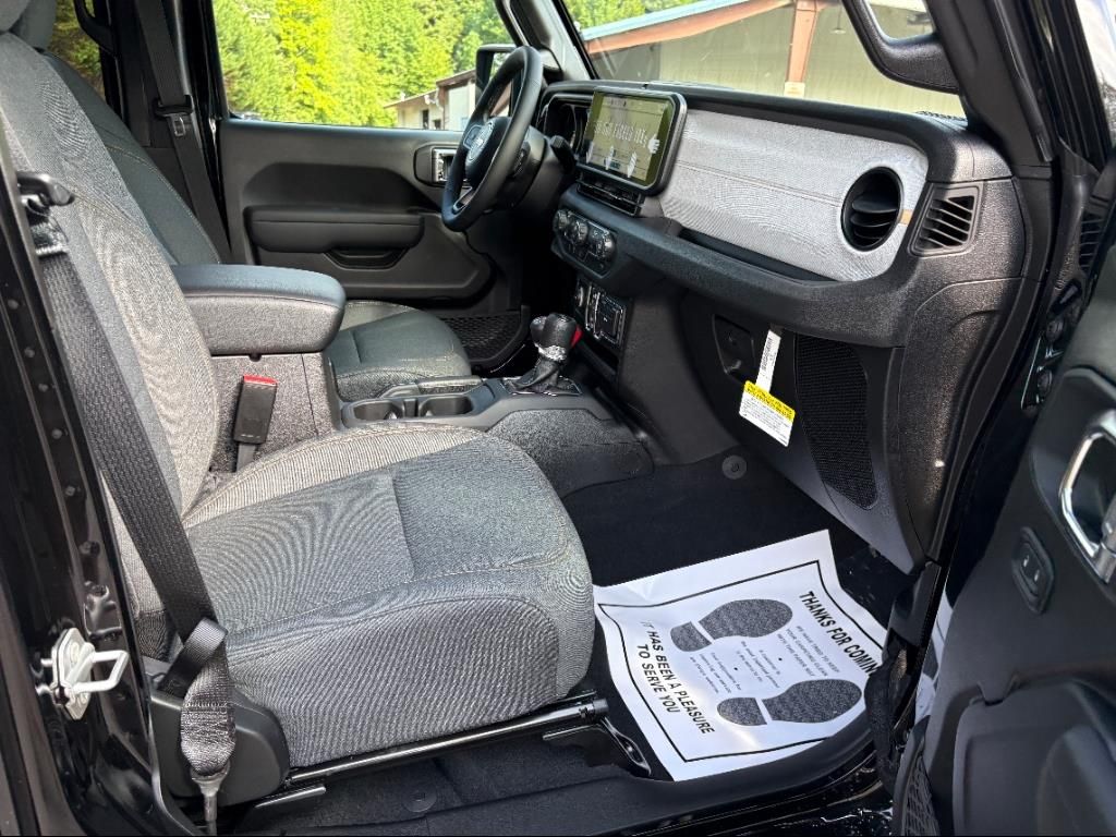 2025 Jeep Wrangler 4-Door Sport S - Photo 10