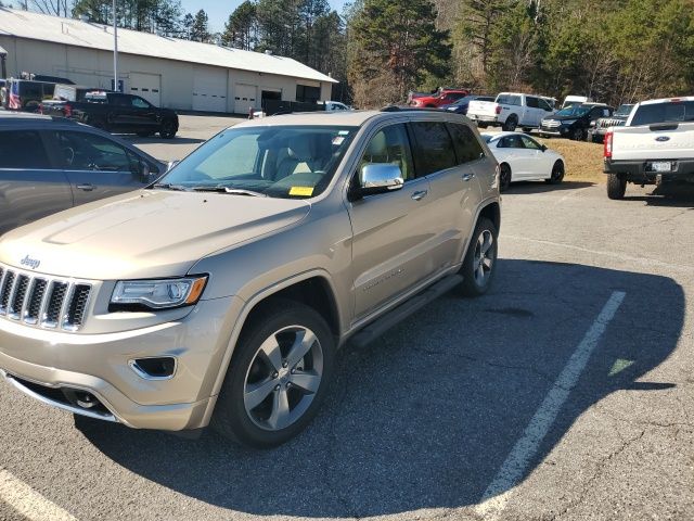2015 Jeep Grand Cherokee Overland's photo