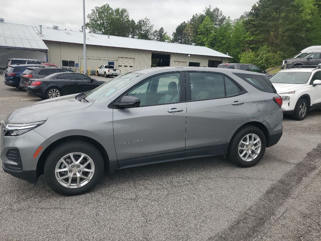Used 2023 Chevrolet Equinox LS SUV