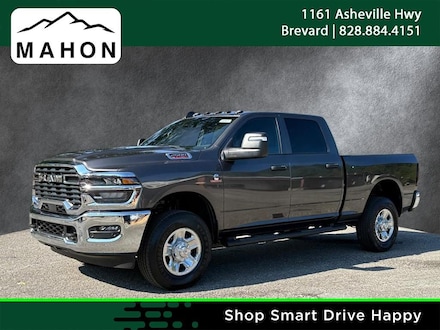 2026 Ram 2500 TRADESMAN CREW CAB 4X4 6'4 BOX Pickup