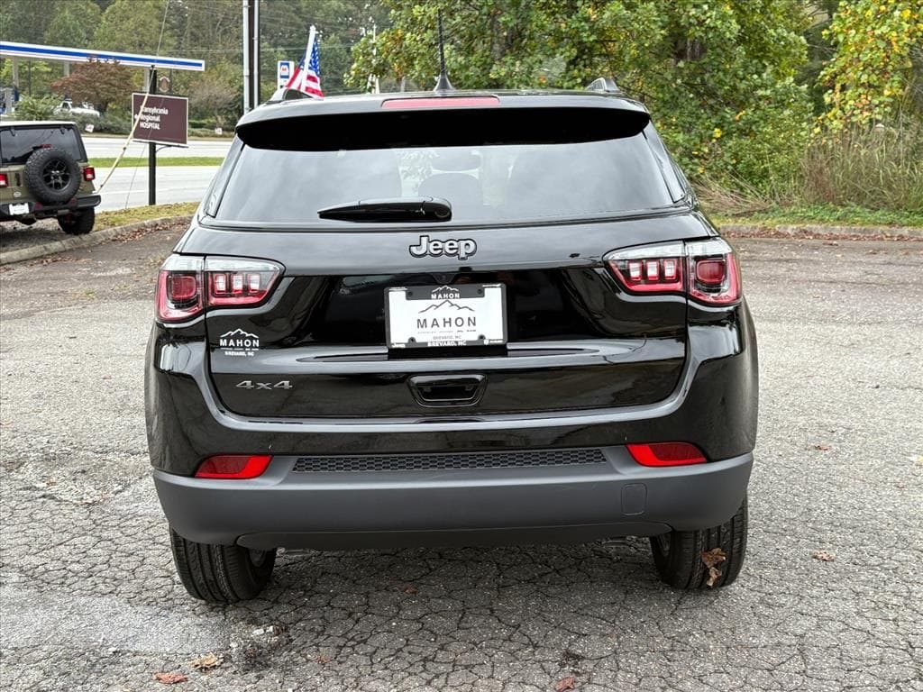 New 2026 Jeep Compass LATITUDE ALTITUDE 4X4 Sport Utility