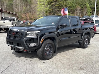 2025 Nissan Frontier PRO-4X Truck