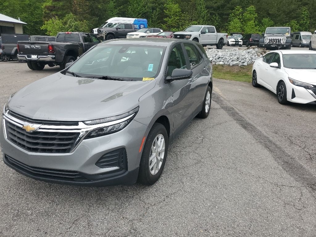 Used 2023 Chevrolet Equinox LS SUV