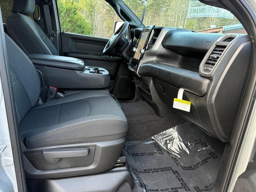 2026 RAM 2500 Tradesman - Photo 15