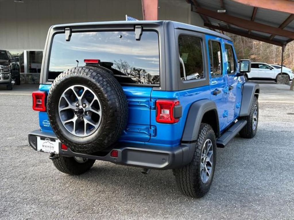 New 2026 Jeep Wrangler 4-DOOR SPORT S Sport Utility