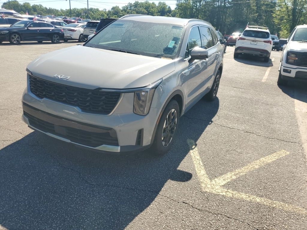 Used 2025 Kia Sorento S SUV