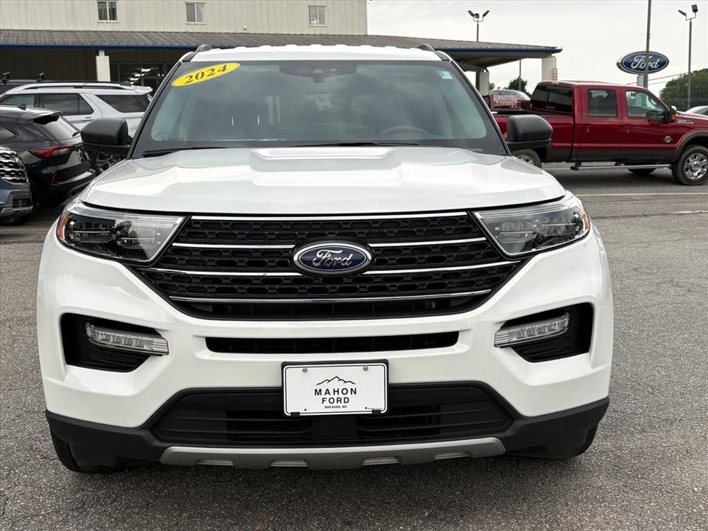 Used 2024 Ford Explorer XLT SUV