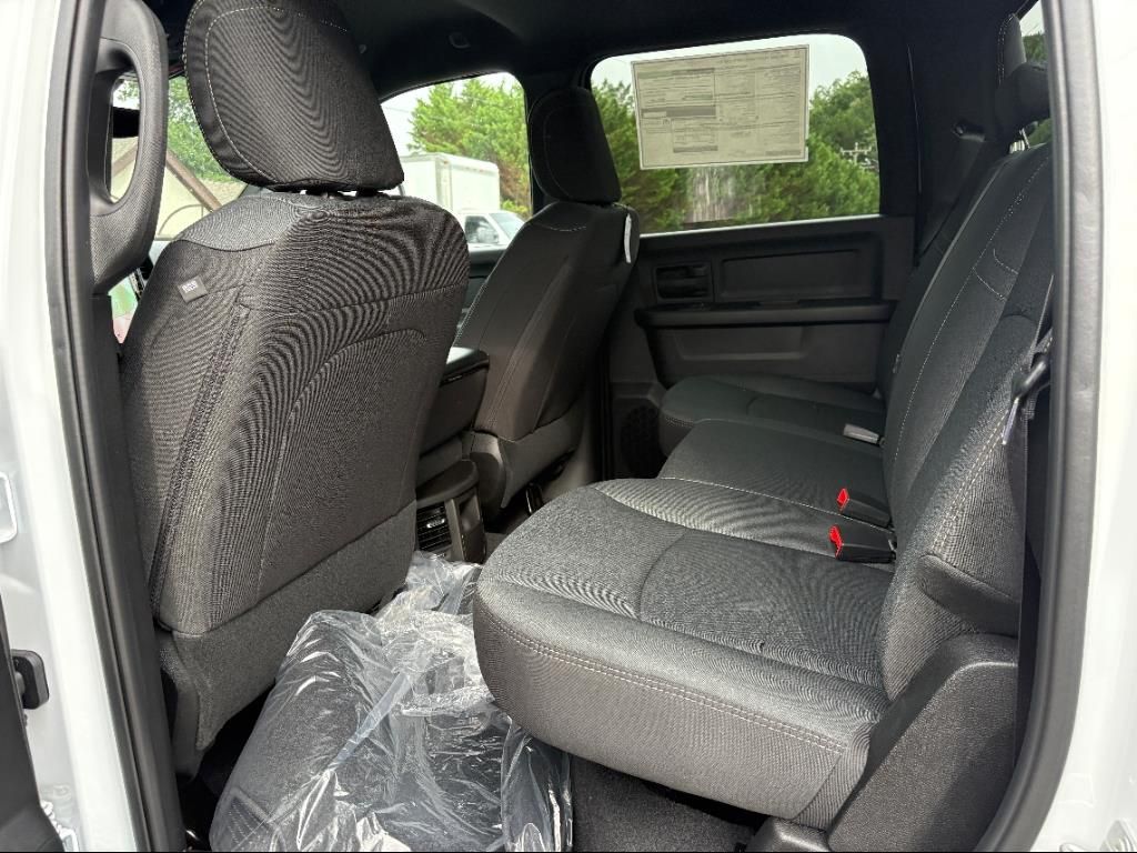 2025 RAM 2500 Tradesman - Photo 11