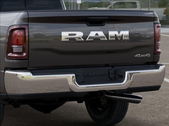 2025 RAM 2500 Tradesman - Photo 13