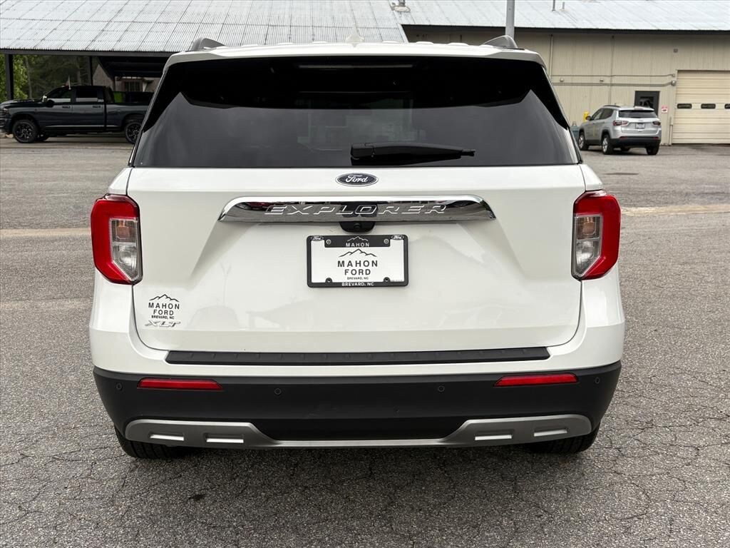 Used 2024 Ford Explorer XLT SUV