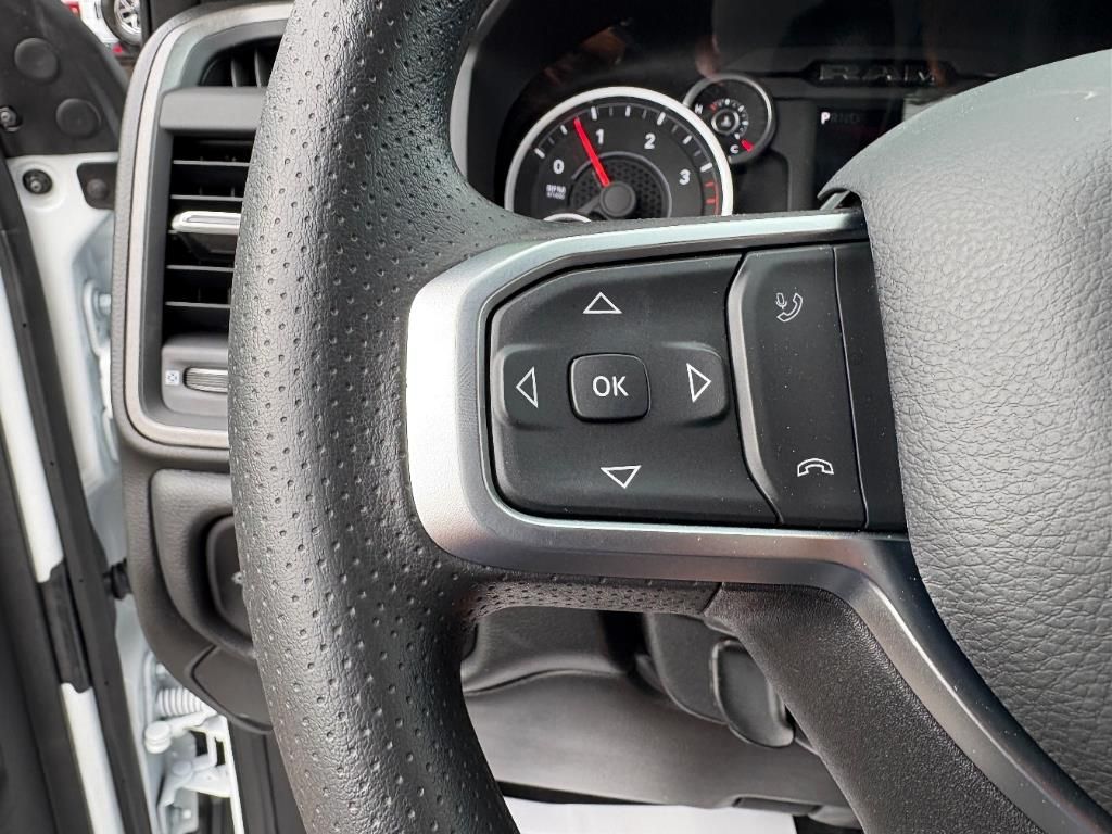 2025 RAM 2500 Tradesman - Photo 8