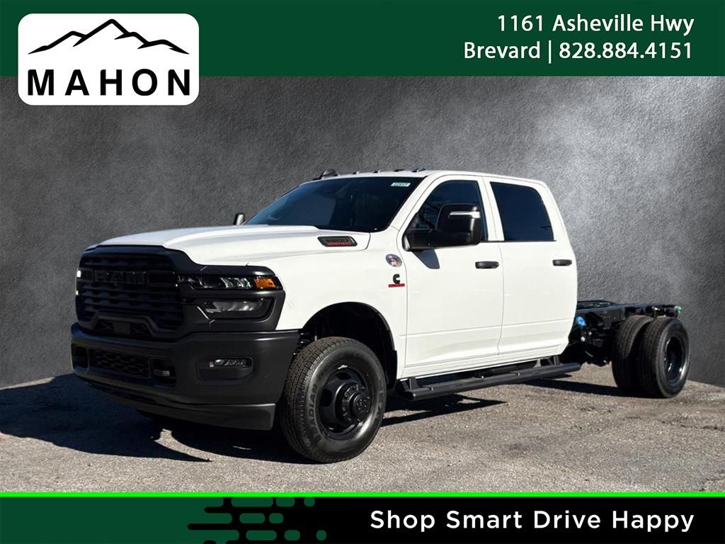 2026 Ram 3500 CREW CAB CHASSIS 4X4 Pickup