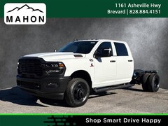 2026 Ram 3500 Chassis Cab TRADESMAN CREW   4X4 60' CA Pickup