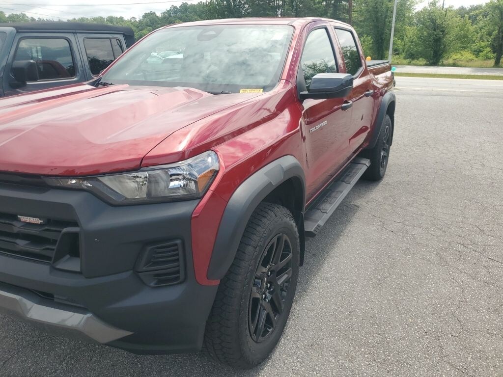 Used 2025 Chevrolet Colorado Trail Boss Truck