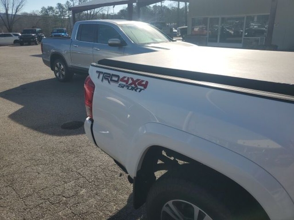 Used 2017 Toyota Tacoma TRD Sport Truck