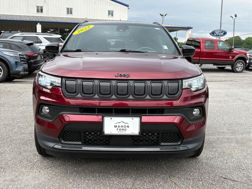 Used 2022 Jeep Compass Altitude SUV