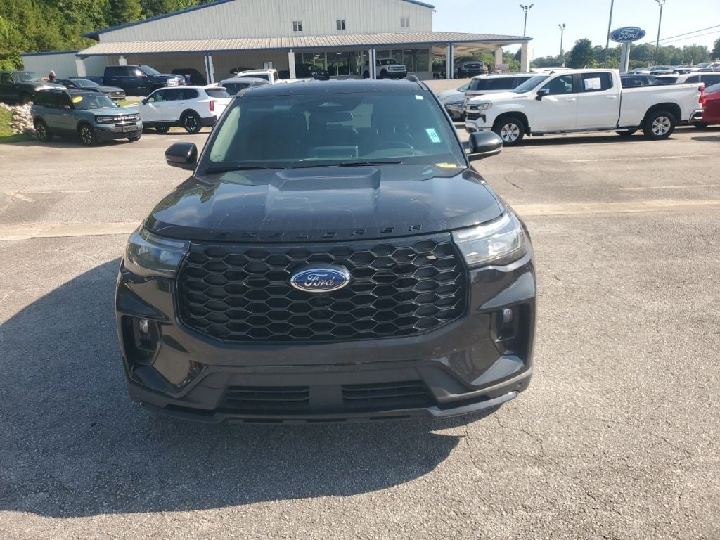 Used 2025 Ford Explorer ST-Line SUV