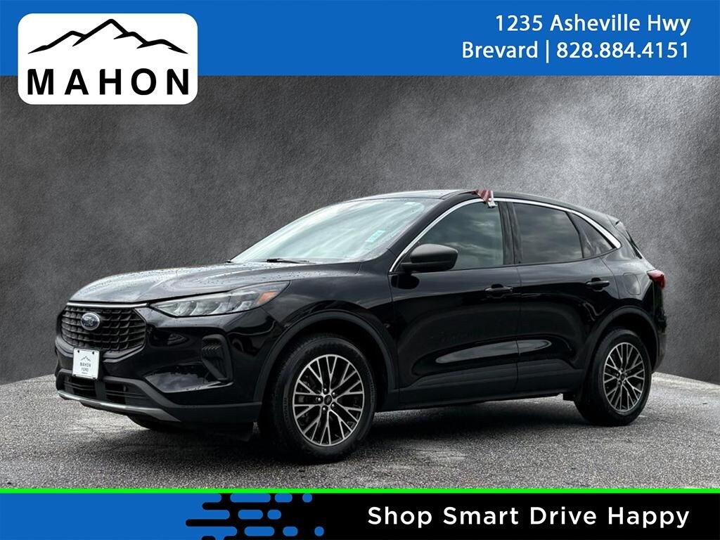 Used 2023 Ford Escape Hybrid Active SUV