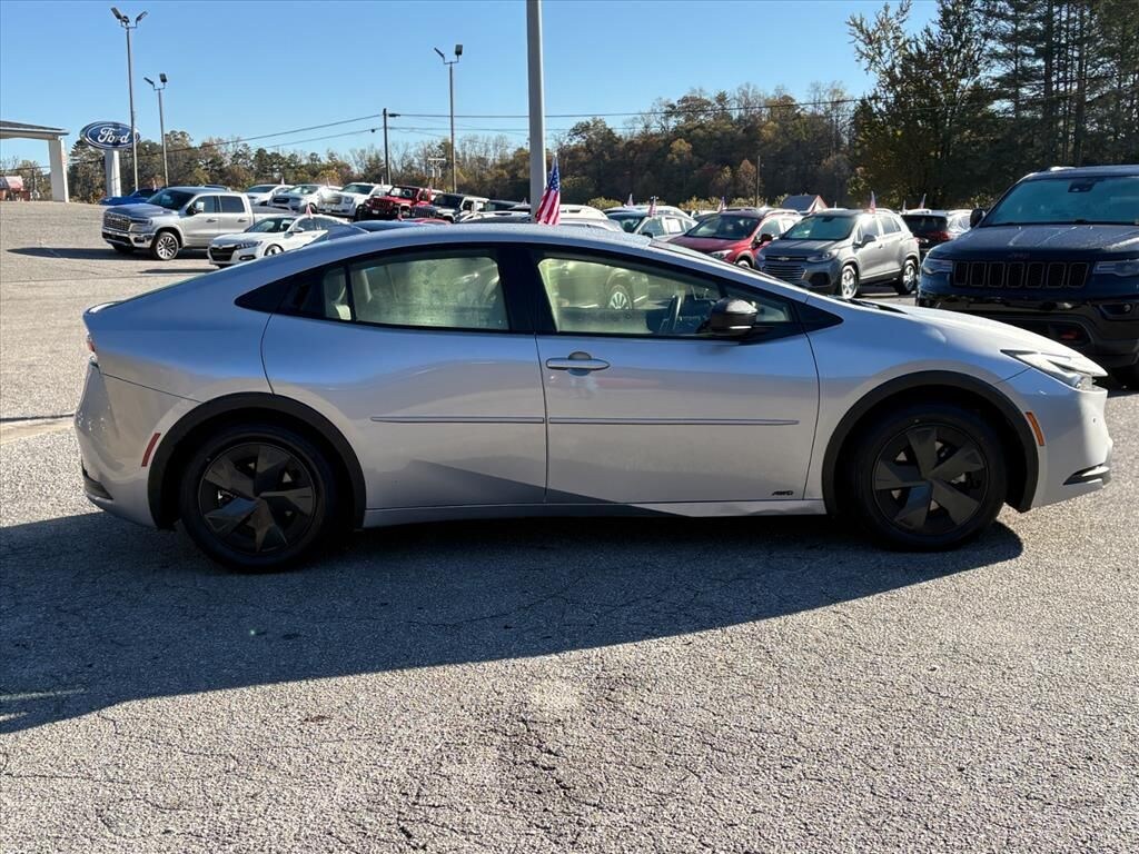 Used 2023 Toyota Prius LE Hatchback