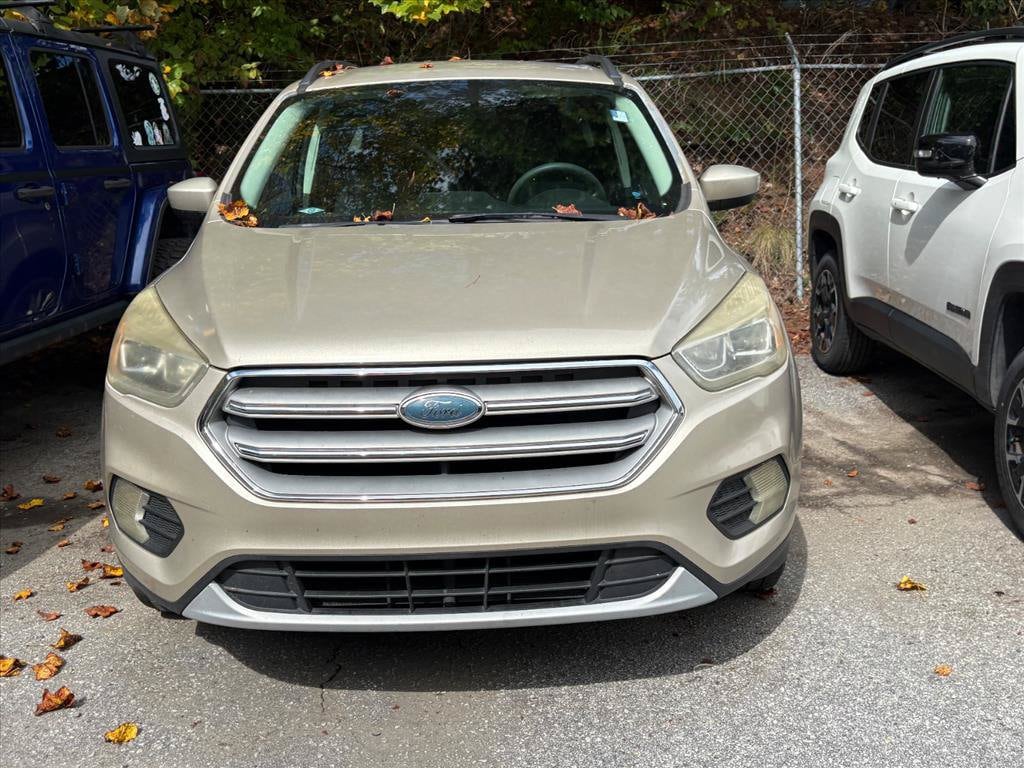 Used 2017 Ford Escape SE with VIN 1FMCU0GD7HUE51792 for sale in Brevard, NC
