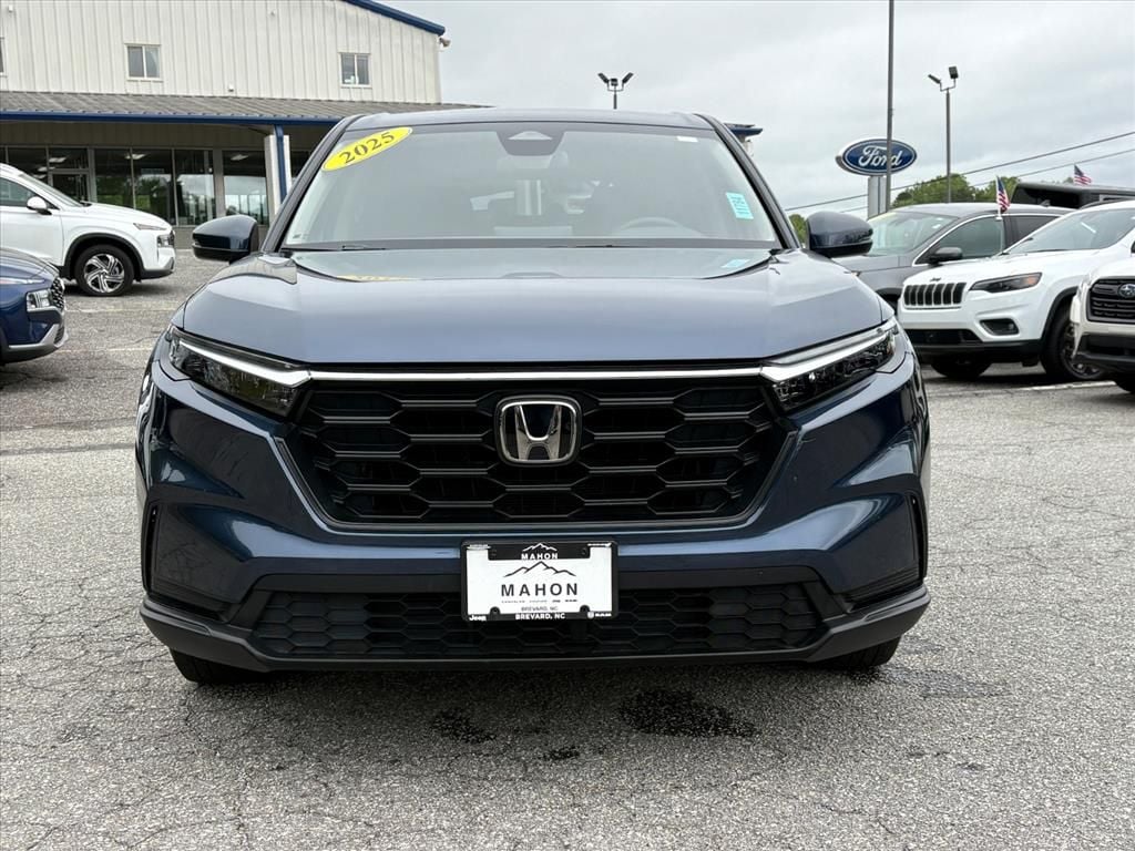 Used 2025 Honda CR-V LX SUV