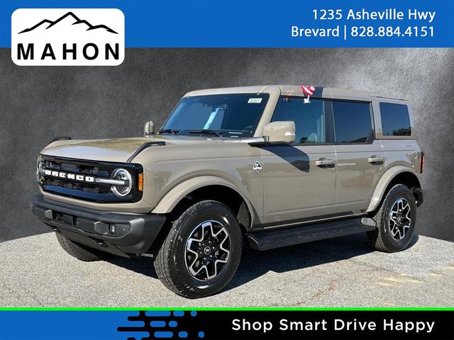 2025 Ford Bronco 4-Door Outer Banks's photo