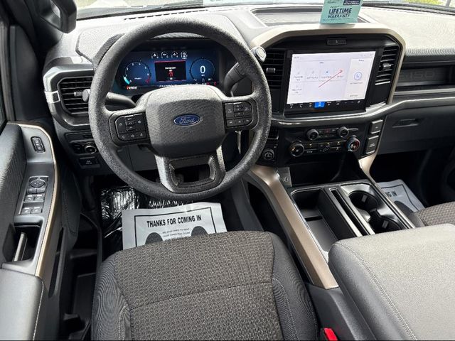 2025 Ford F-150 STX photo 4