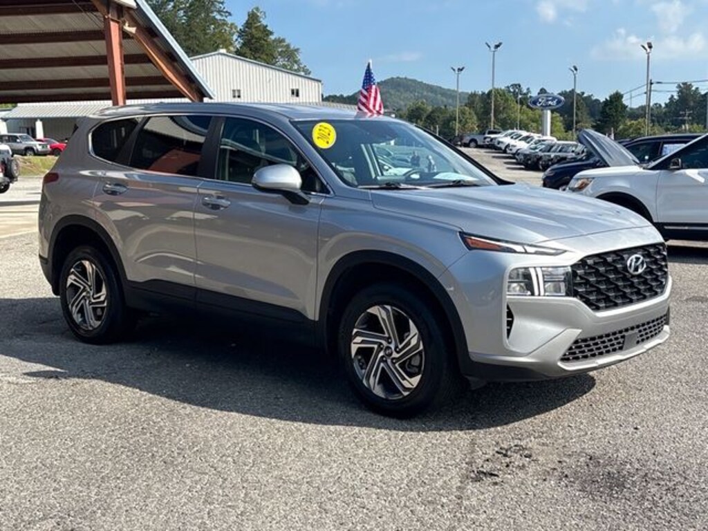 Used 2023 Hyundai Santa Fe SE SUV