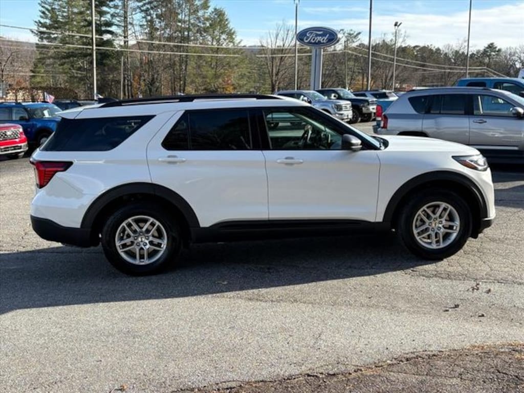 New 2026 Ford Explorer Active SUV