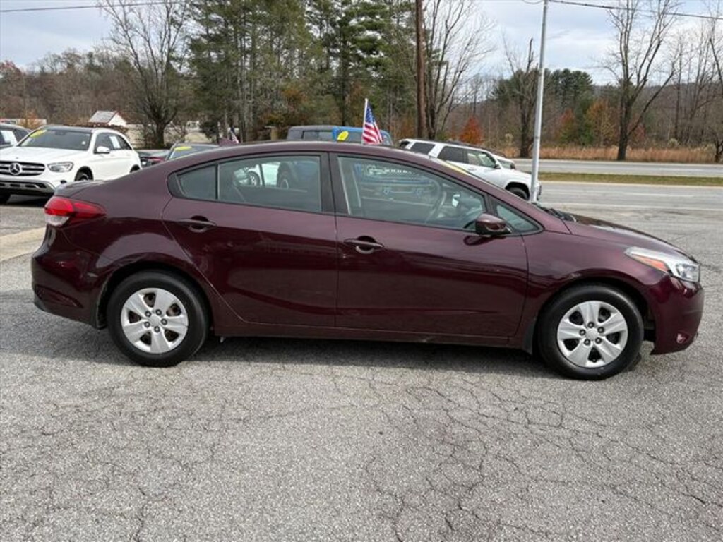 Used 2018 Kia Forte LX Sedan