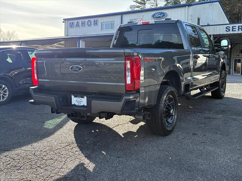 2026 Ford F-250 Super Duty XL - Photo 6