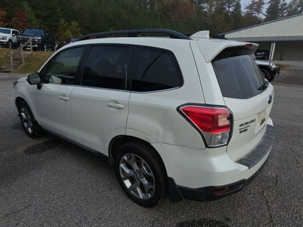 Used 2018 Subaru Forester 2.5i Touring SUV