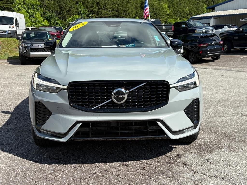 Used 2024 Volvo XC60 B5 Core SUV