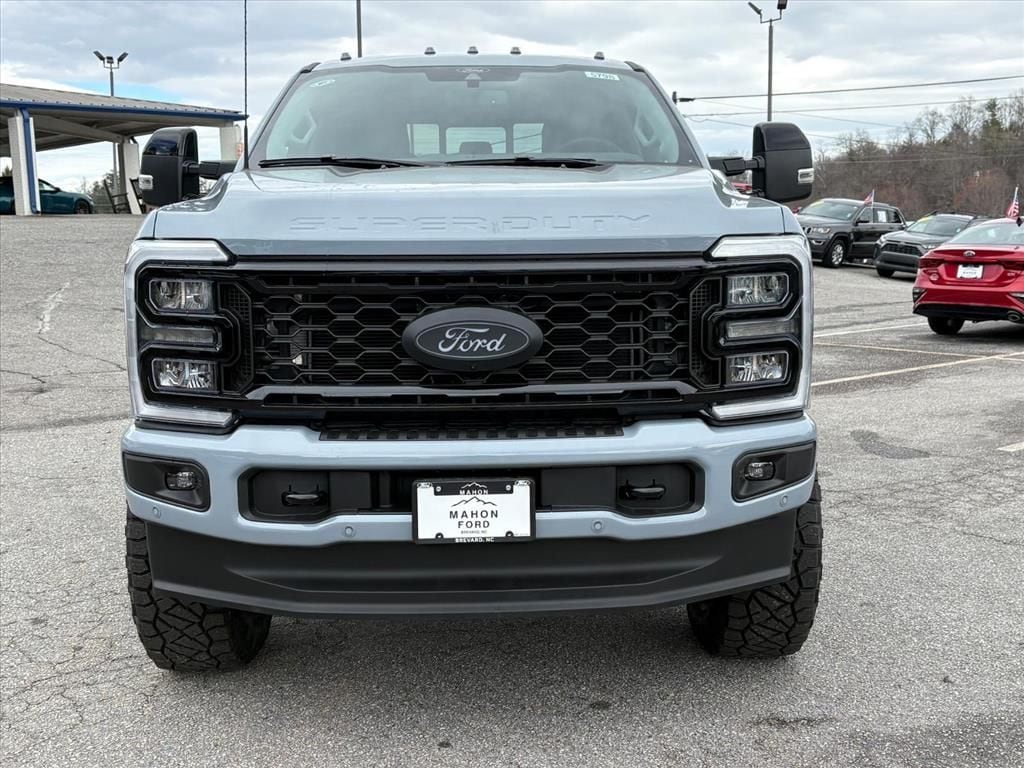New 2026 Ford F-250 Lariat Truck Crew Cab