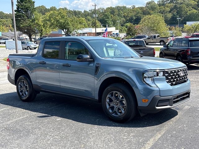 2025 Ford Maverick XLT photo 3