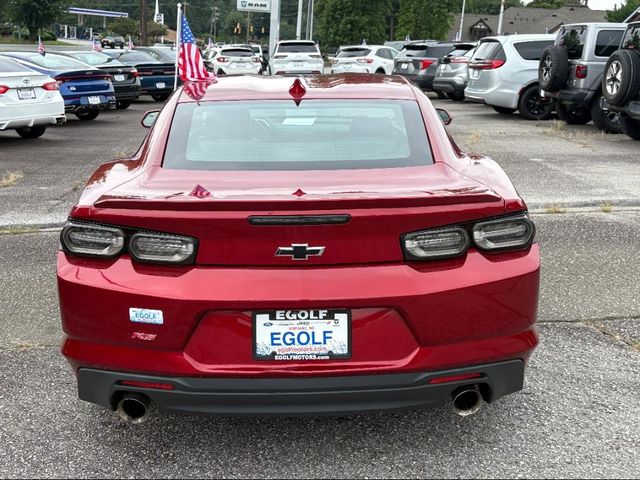 2022 Chevrolet Camaro 2LT photo 4