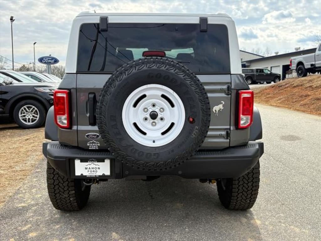 New 2025 Ford Bronco Heritage Edition SUV
