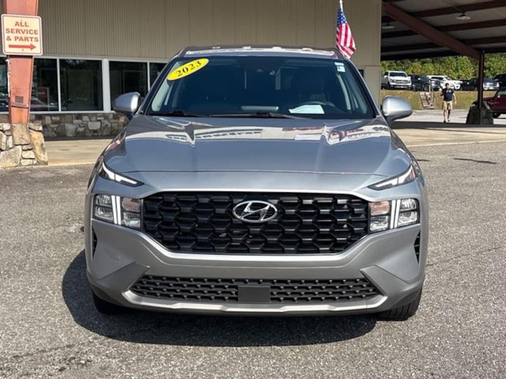 Used 2023 Hyundai Santa Fe SE SUV