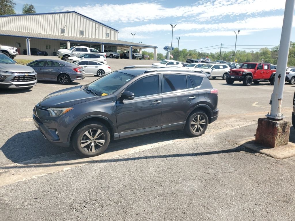 2018 Toyota RAV4 XLE