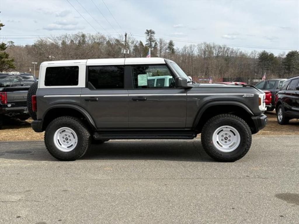 New 2025 Ford Bronco Heritage Edition SUV
