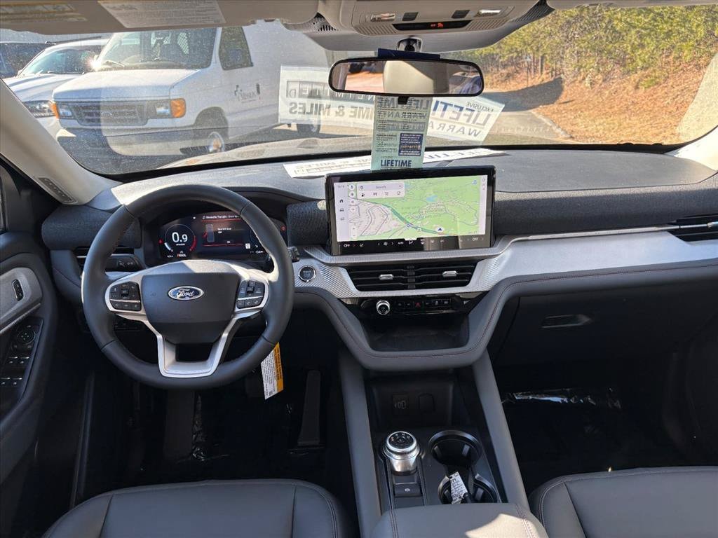 2026 Ford Explorer Active - Photo 7