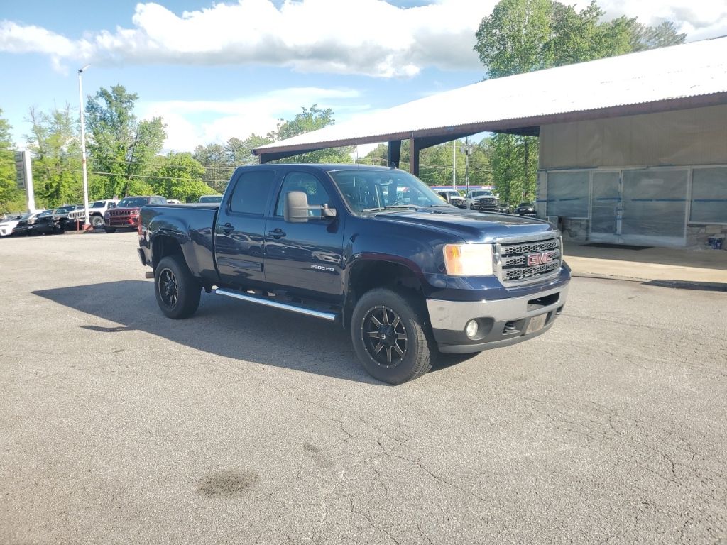 2011 GMC Sierra 4WD Crew Cab 6.5ft SLT's photo
