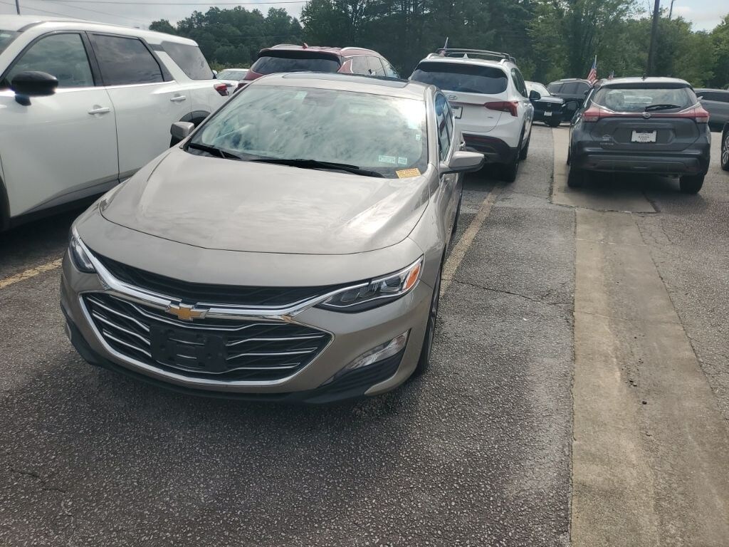 Used 2024 Chevrolet Malibu LT Sedan
