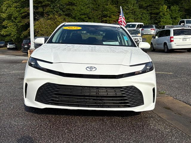 2025 Toyota Camry LE photo 2