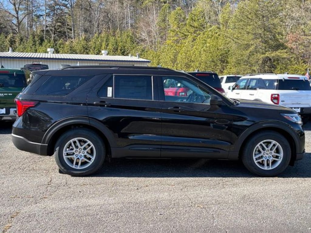 New 2026 Ford Explorer Active SUV