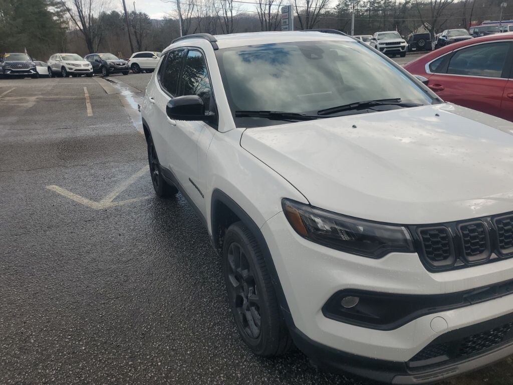 Used 2026 Jeep Compass Latitude SUV